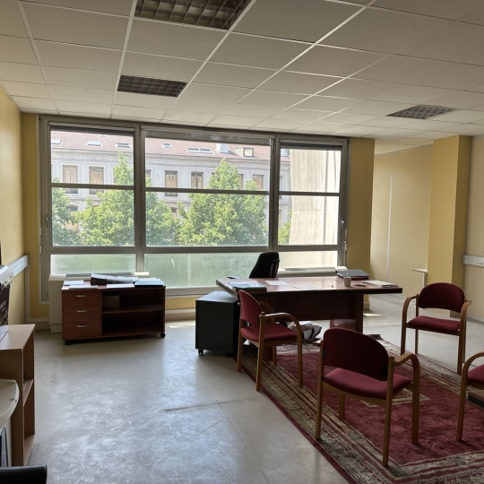  IRINA IMMOBILIER : Autres | SAINT-ETIENNE (42100) | 105 m2 | 56 000 € 