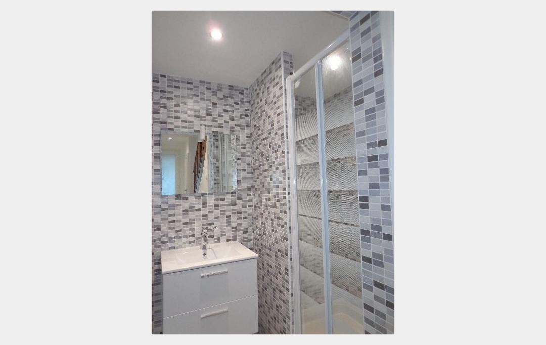 IRINA IMMOBILIER : House | LE CHAMBON-FEUGEROLLES (42500) | 80 m2 | 790 € 