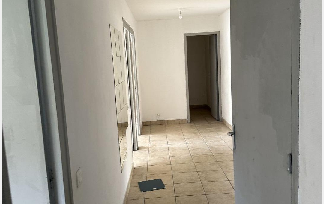 IRINA IMMOBILIER : Appartement | SAINT-ETIENNE (42000) | 122 m2 | 72 000 € 