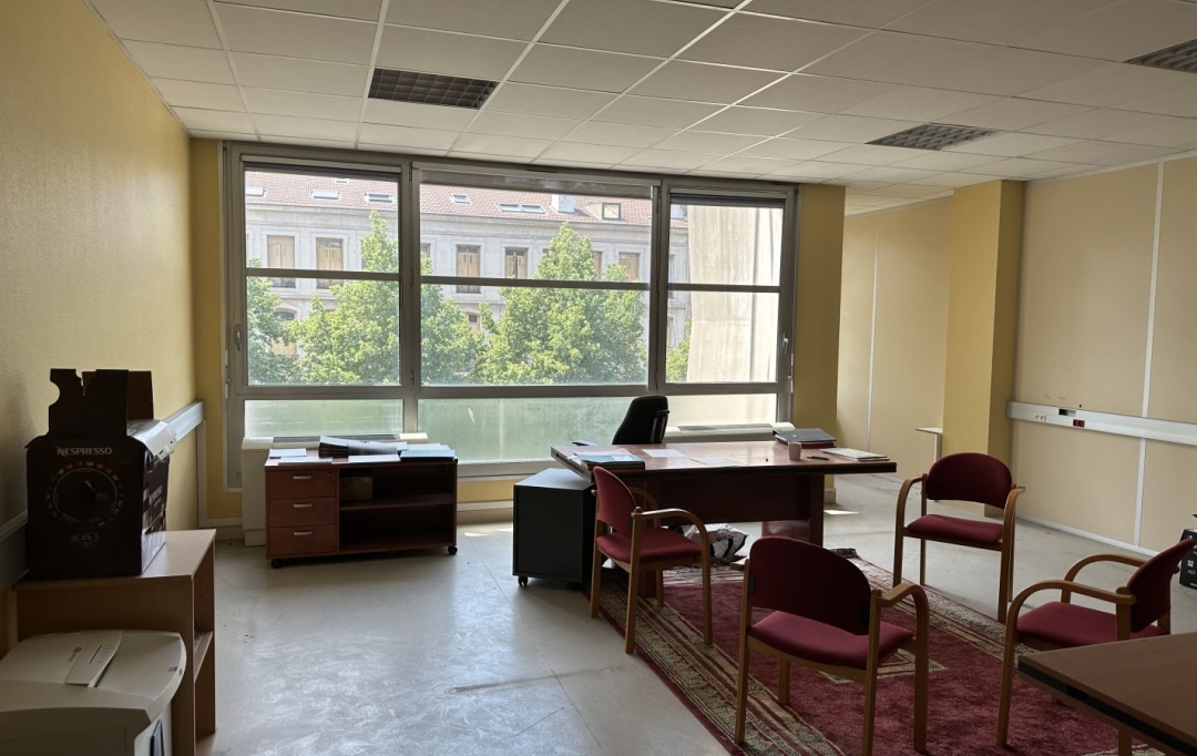 IRINA IMMOBILIER : Autres | SAINT-ETIENNE (42100) | 105 m2 | 56 000 € 