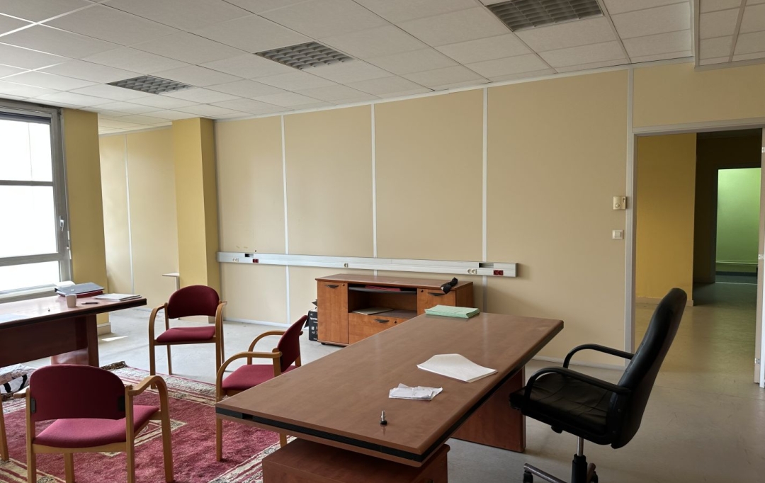IRINA IMMOBILIER : Autres | SAINT-ETIENNE (42100) | 105 m2 | 56 000 € 